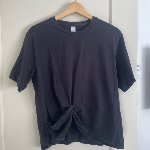 Lululemon black Twist-Front Oversized T-Shirt size XXS - Picture 3 of 12